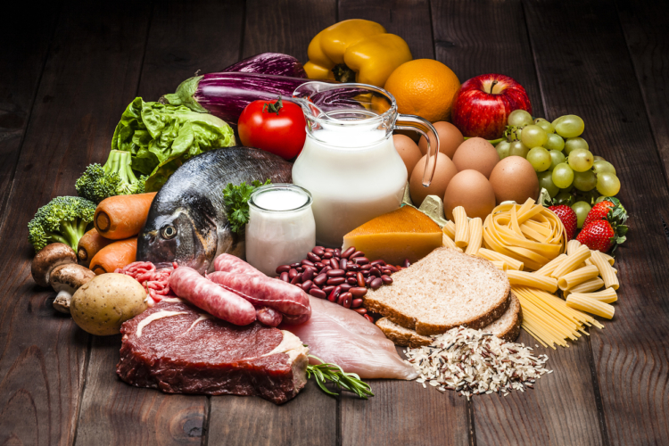 タンパク質は何で摂るべき？
